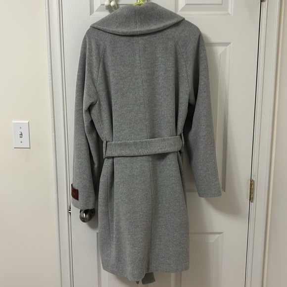 Aritzia Babaton Wool Wrap Coat - Picture 2 of 6